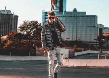 TRVE – The exceptional young talent from Atlanta who is creating waves with his music.